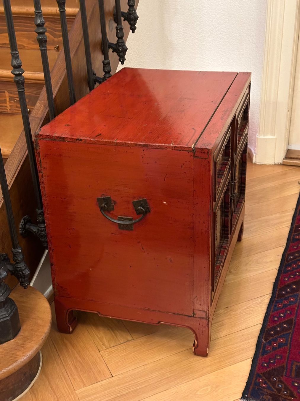 Cassettiere: Asiatische Komode rot, antik Antike Chinesische Komode – Usato da Basel venduto da Blausara707 6