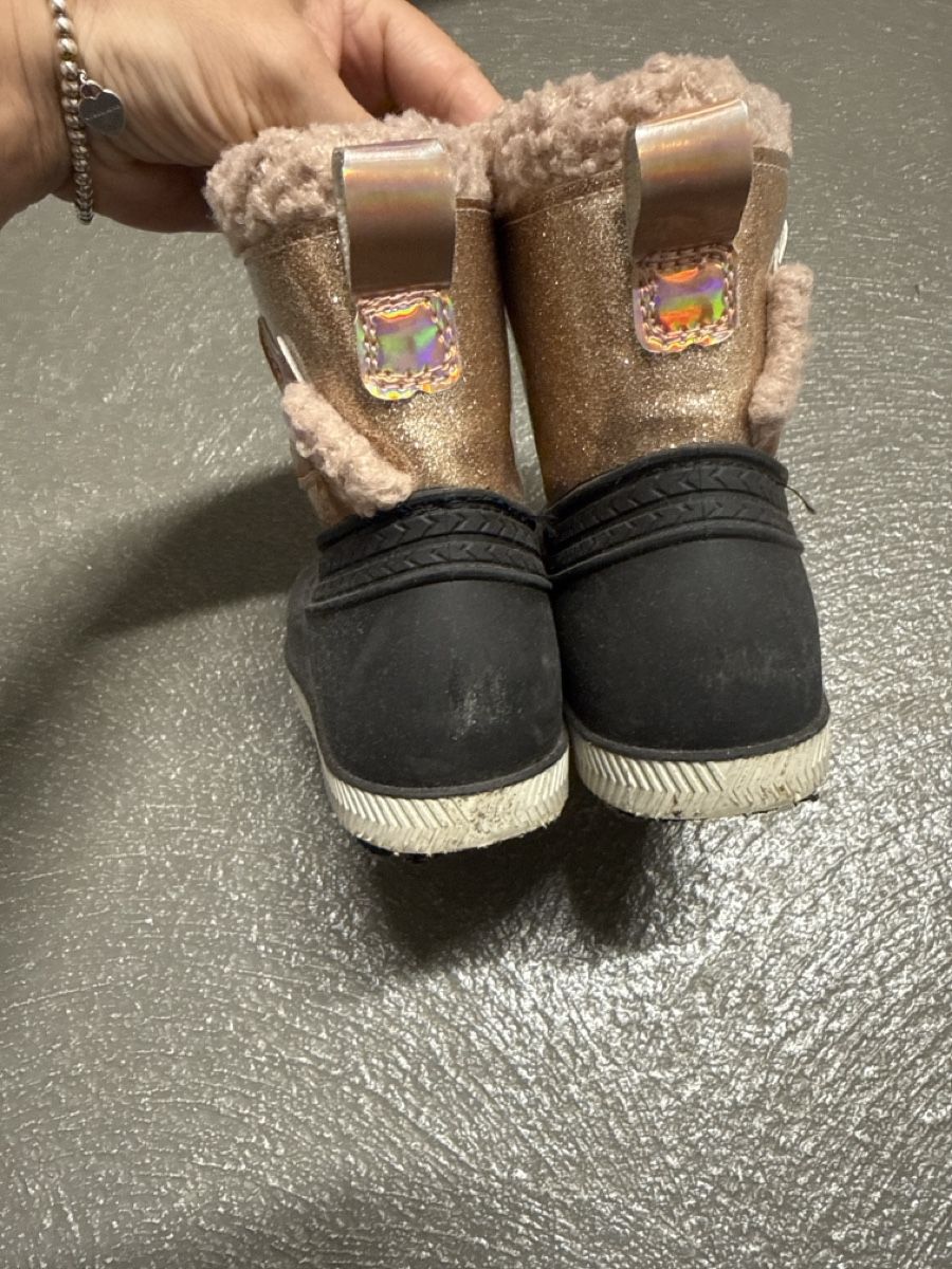 Friboo Scarpe per ragazze: Winterstiefel, Mädchen, Grösse 24 – Usato da Rothrist venduto da sih_75h7 1