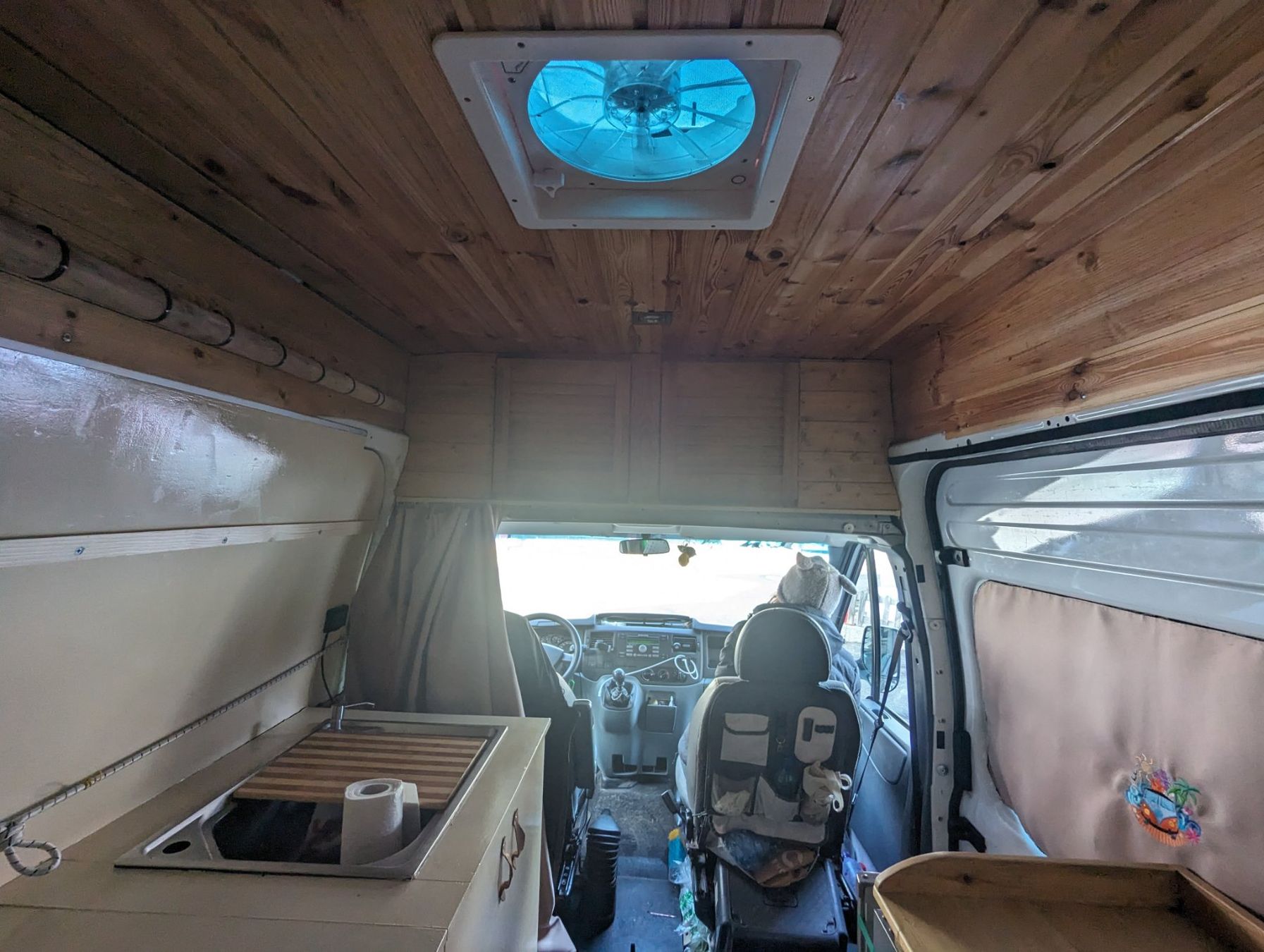 Ford Veicoli da campeggio: Camper van Ford Transit 2.2 Diesel 2012 – Usato da Zermatt venduto da rob_6wqx 4