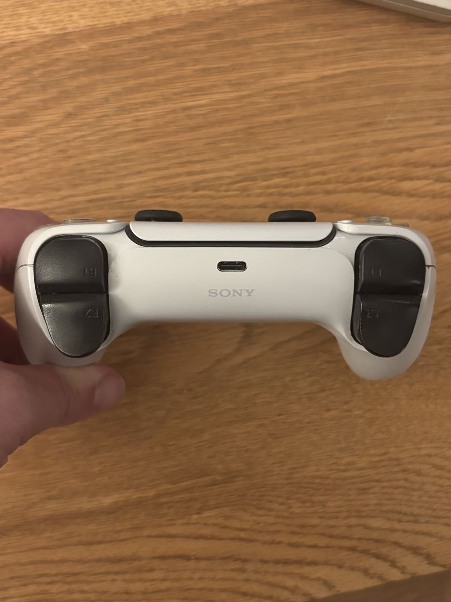 Sony Controller: Controller PS5 Original (Akku langsam schwach) – Gebraucht aus Zürich von sliff 4