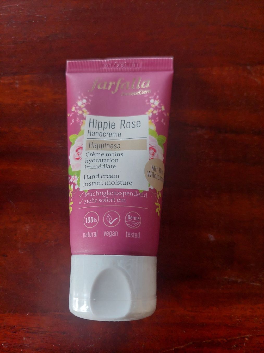 Farfalla Feuchtigkeitspflege: Farfalla Handcreme Hippie Rose 50ml – Neu und originalverpackt aus Beckenried von Havacola