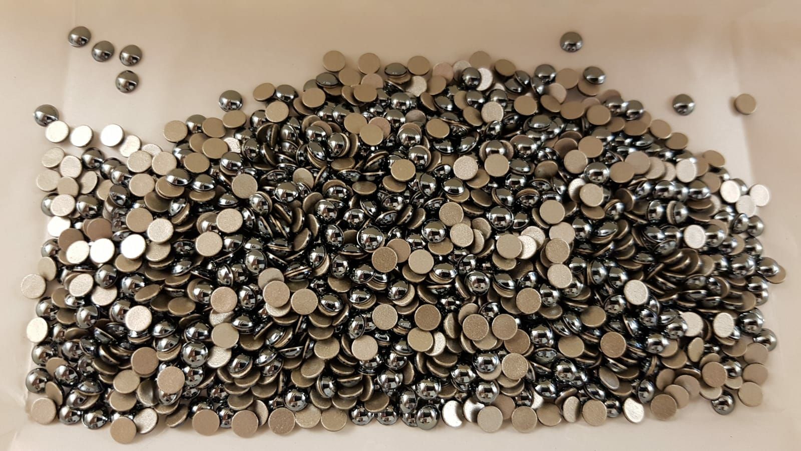 Perle (finte): Swarovski 2080/4 ss16 Halbperlen 2Farbe 144st. – Nuovo (secondo la descrizione) da Zürich venduto da 280_yc86 3