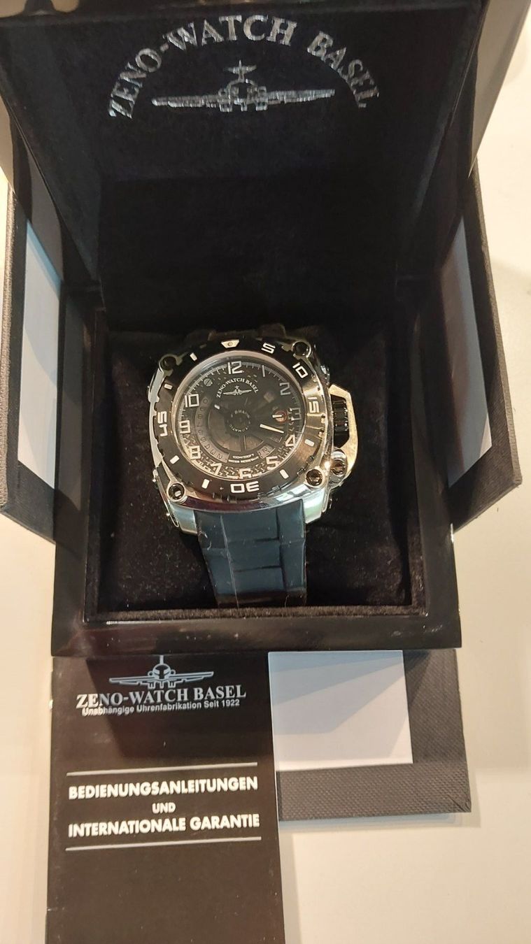 Zeno Orologi: Zeno Watch Basel Mistery Square Automatic – Usato da Altendorf venduto da jdj_ynv7 2