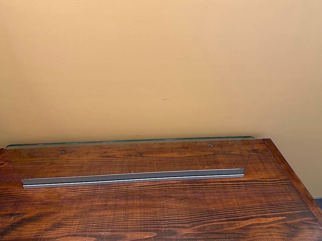 Scaffali: 2 Glastablare 80x20 cm mit Aufhängevorrichtung – Usato da Aarau venduto da vio_lrn7 1
