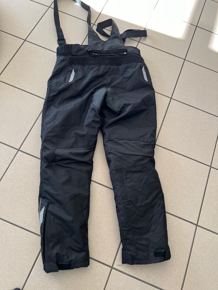 Lotti di vestiti: Motorradbekleidung XXL – Usato da Figino venduto da Ferrari58 8