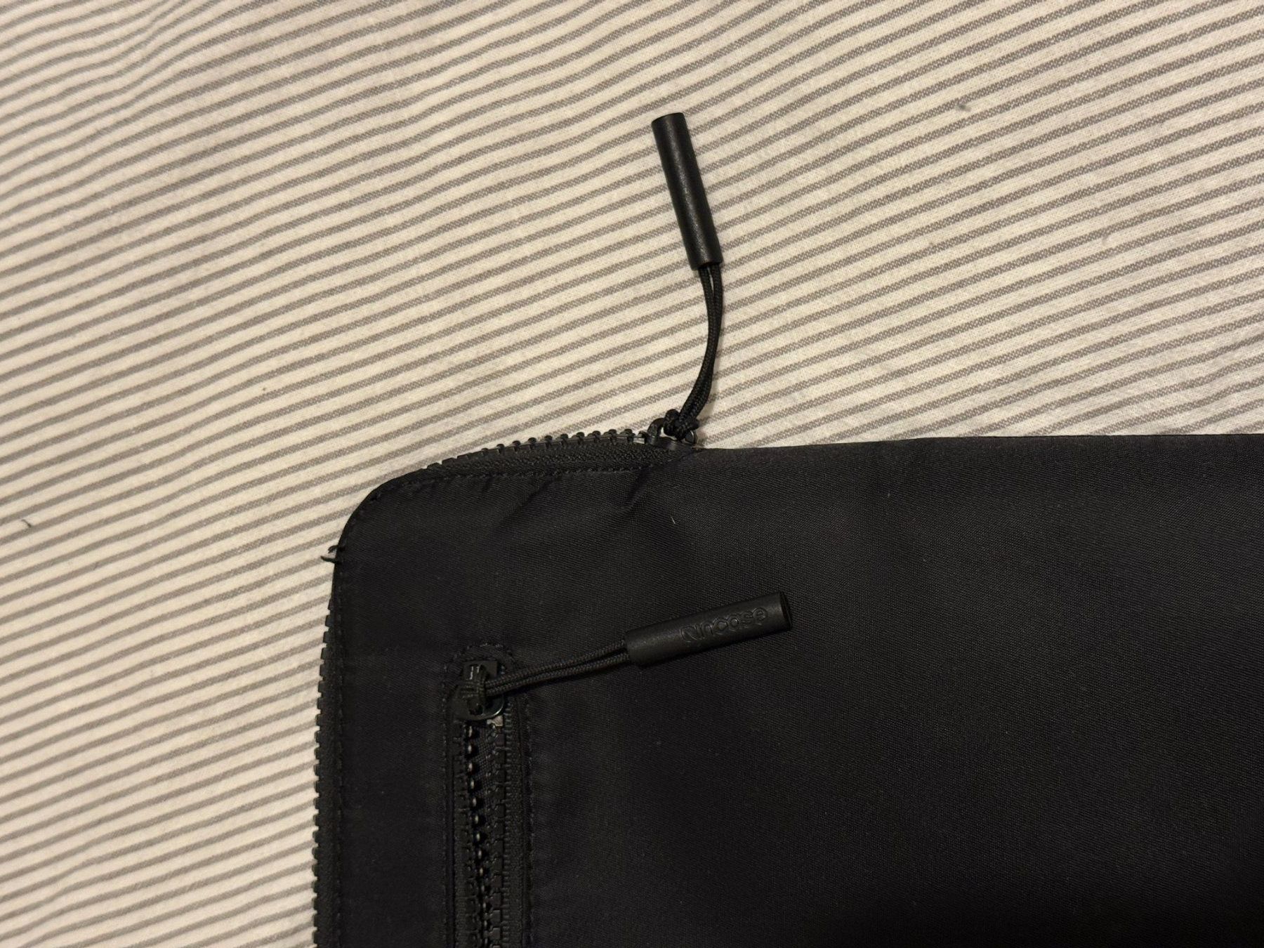 Incase Covers & Borse: Incase Compact Sleeve 14'' Laptop MacBook Hülle – Nuovo (secondo la descrizione) da Bern venduto da 1unzefeinsilber 3