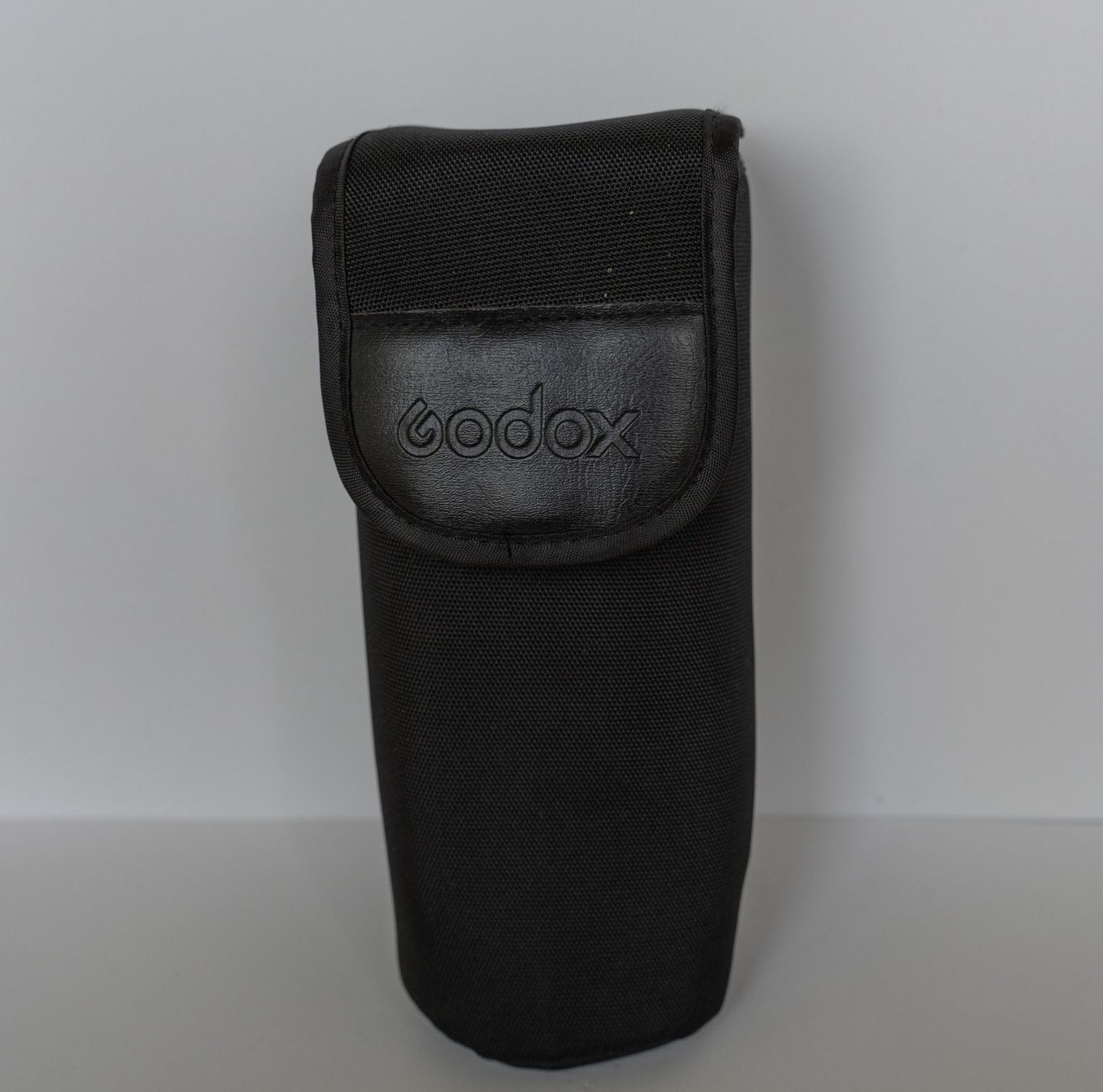 Godox Flash: Godox V1 Blitz mit Original Hülle – Nuovo (secondo la descrizione) da Solothurn venduto da zem_tyv6 2