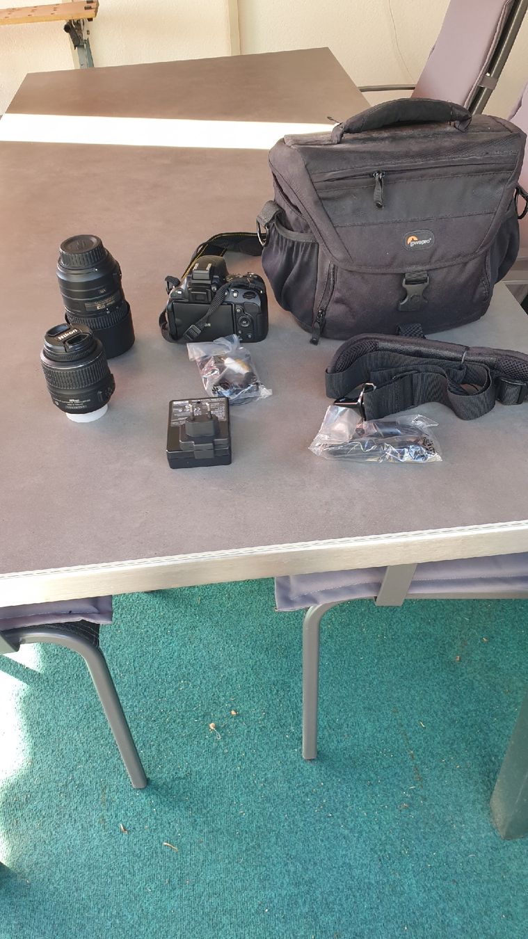 Nikon Fotocamera: Nikon D5100 Spiegelreflexkamera Set  – Usato da Wattwil venduto da Lilo111 1