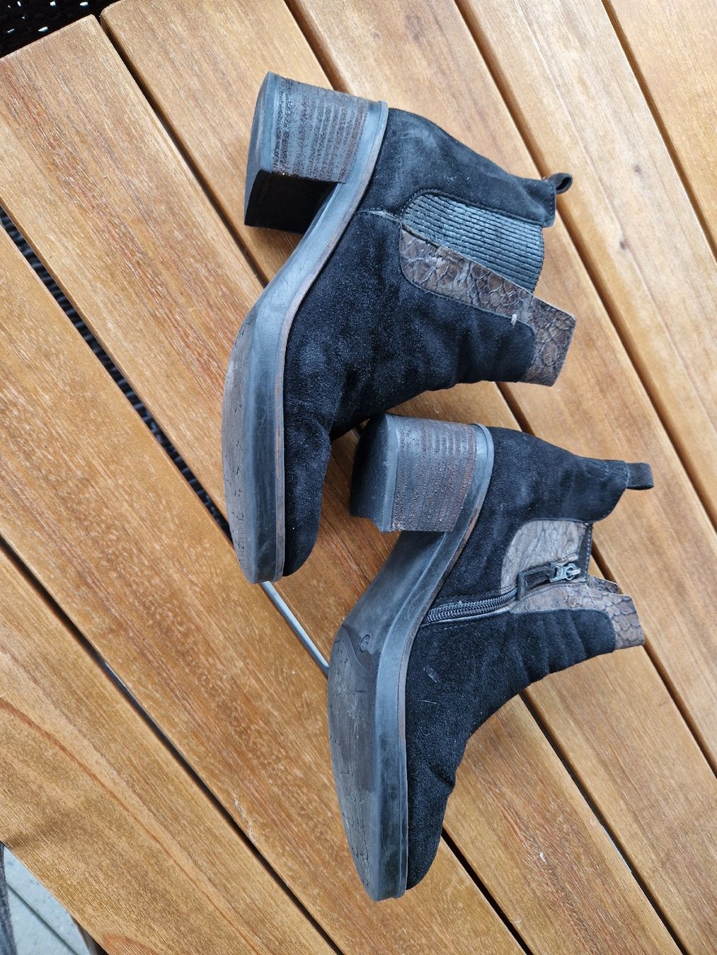 Scarpe da donna: Stiefeletten,  Wildleder, Gr. 40 – Usato da Zürich venduto da liz_22fd 1