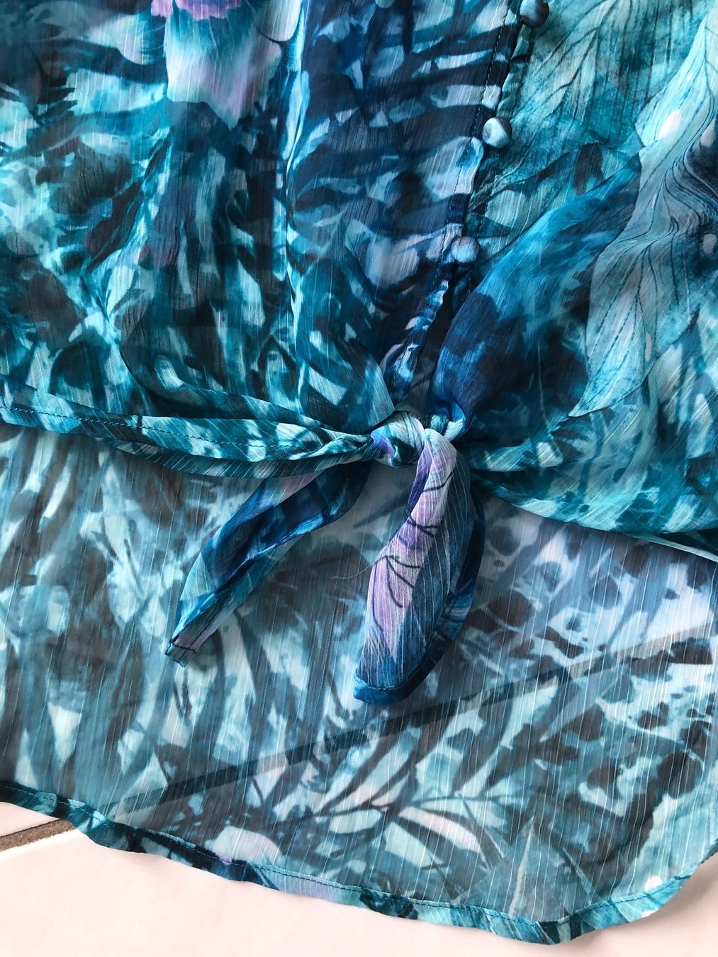 Guess Camicette: Bluse von Guess Gr XS – Nuovo (secondo la descrizione) da Zell ZH venduto da Guffos 3