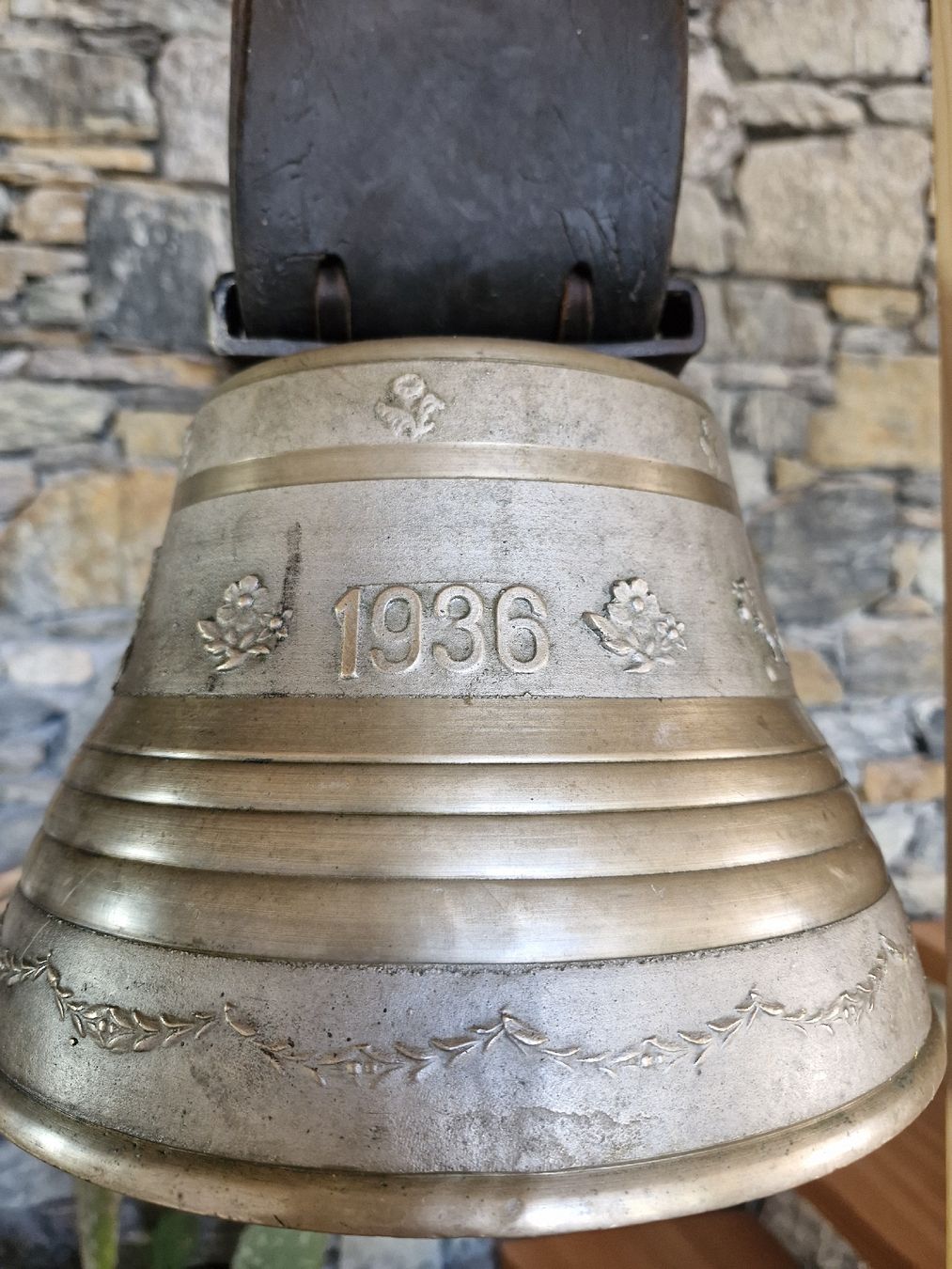 Campanacci mucche: Glocke Treichel 1936 – Usato da Guarda venduto da rue_bpd7 1