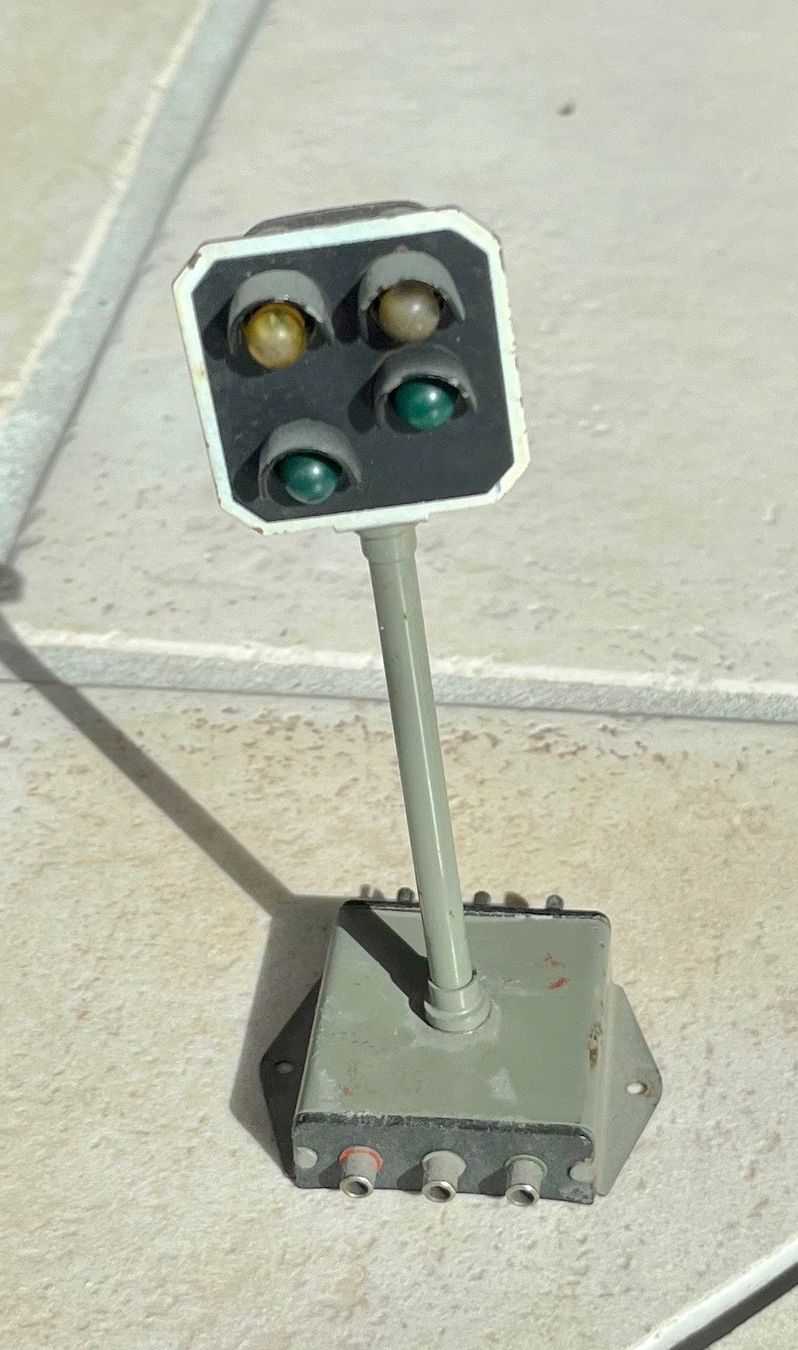 Buco Modelleisenbahnen: BUCO Signal – Defekt aus Bleiken von hbw45