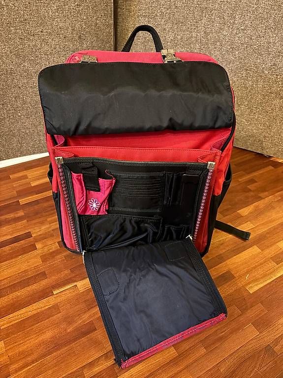 Borse & Zaini: 4YOU Schulrucksack in rot – Usato da Dörflingen venduto da By123 1