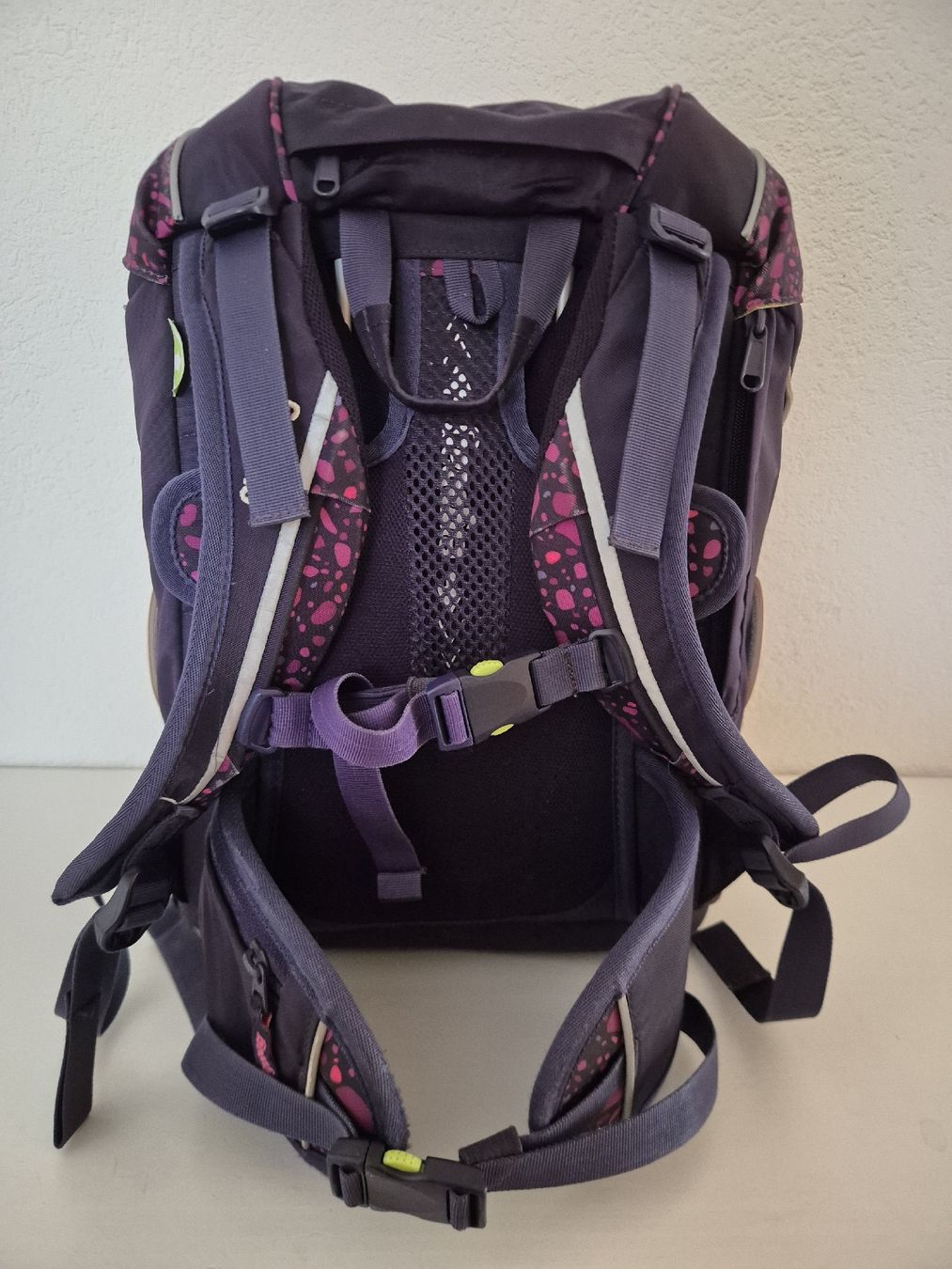 Ergobag Borse & Zaini: ergobag pack Schulranzen lila pink inkl. Kletties – Usato da Rotkreuz venduto da felixbucher01 1