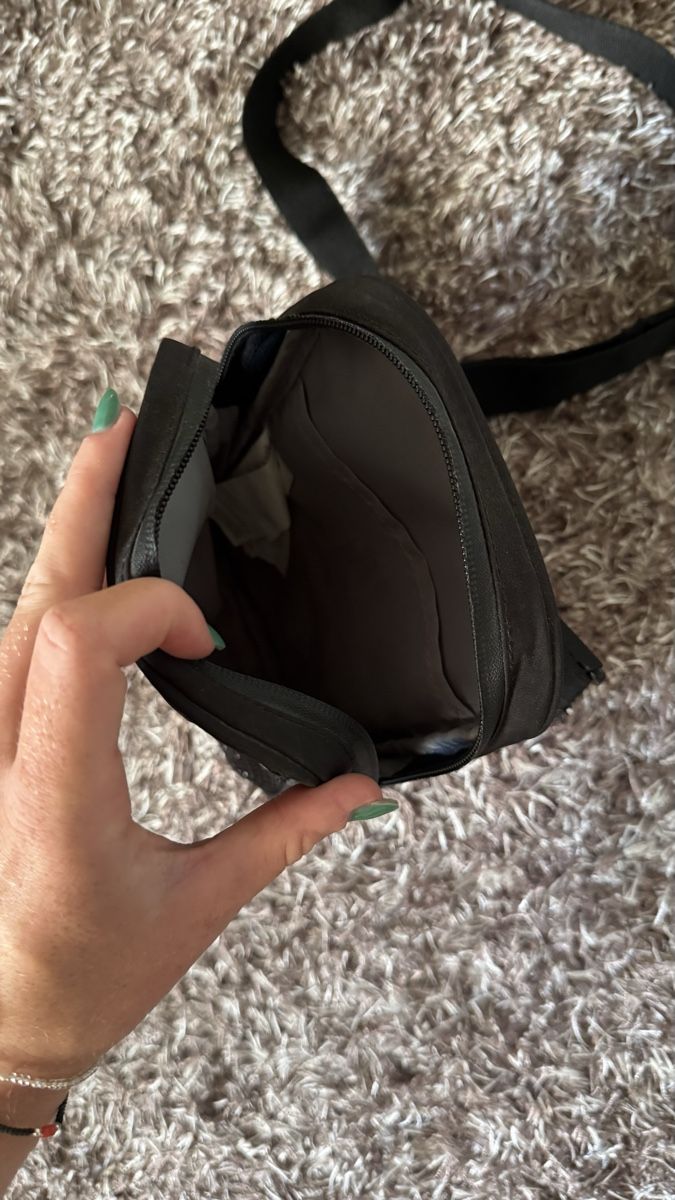 Adidas Taschen: Adidas Tasche – Neu (gemäss Beschreibung) aus Berikon von sam_5zxf 3