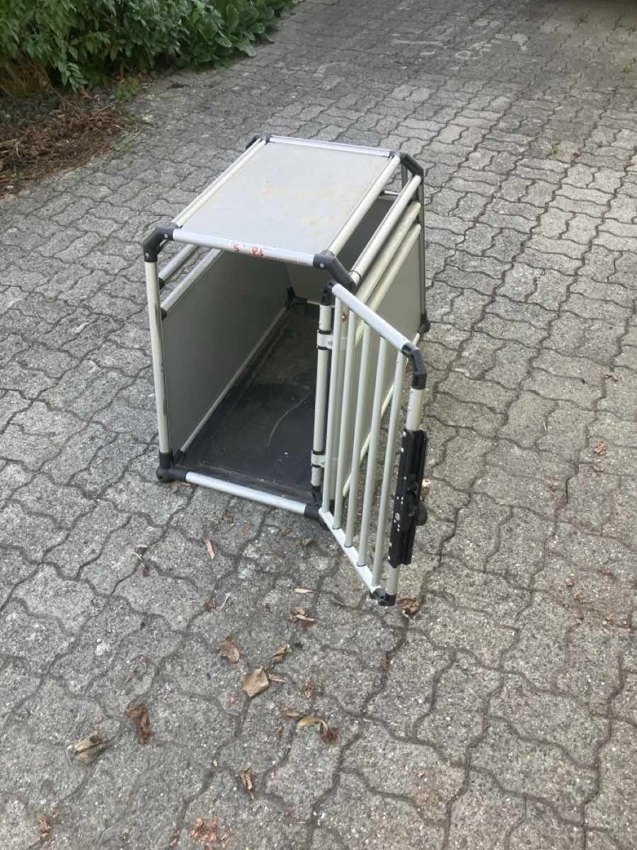 Swisspet Gabbie, trasporto & Sicurezza: Hundebox – Usato da Schalunen venduto da Entengruetze