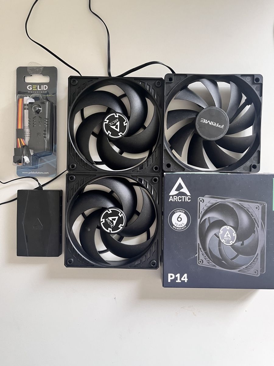 Ventilatori: Arctic fan kit – Usato da Dübendorf venduto da raf_l2r2