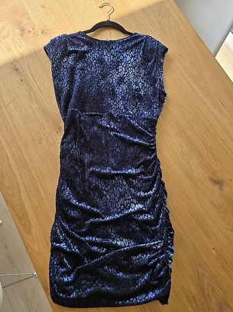 Kleid Guess