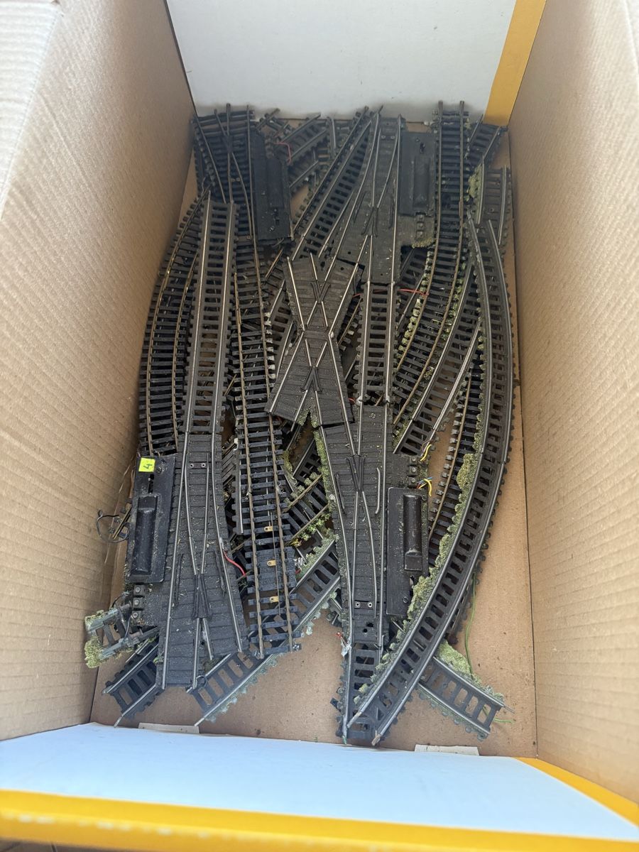 Giocattoli: Rails train jouets lot divers état d'usage variable – Usato da Tolochenaz venduto da adr_dj58