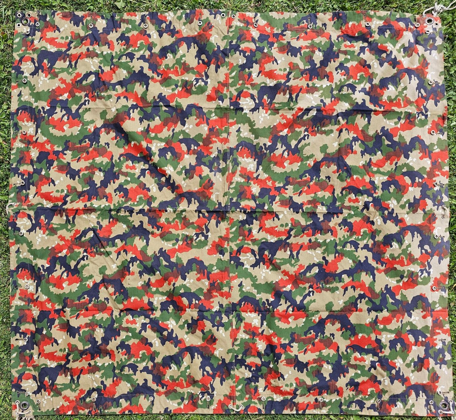 Altro per Esercito: Original Schweizer Armee Zeltblache (Zelttuch 64) – Usato da Salgesch venduto da simplytreasured