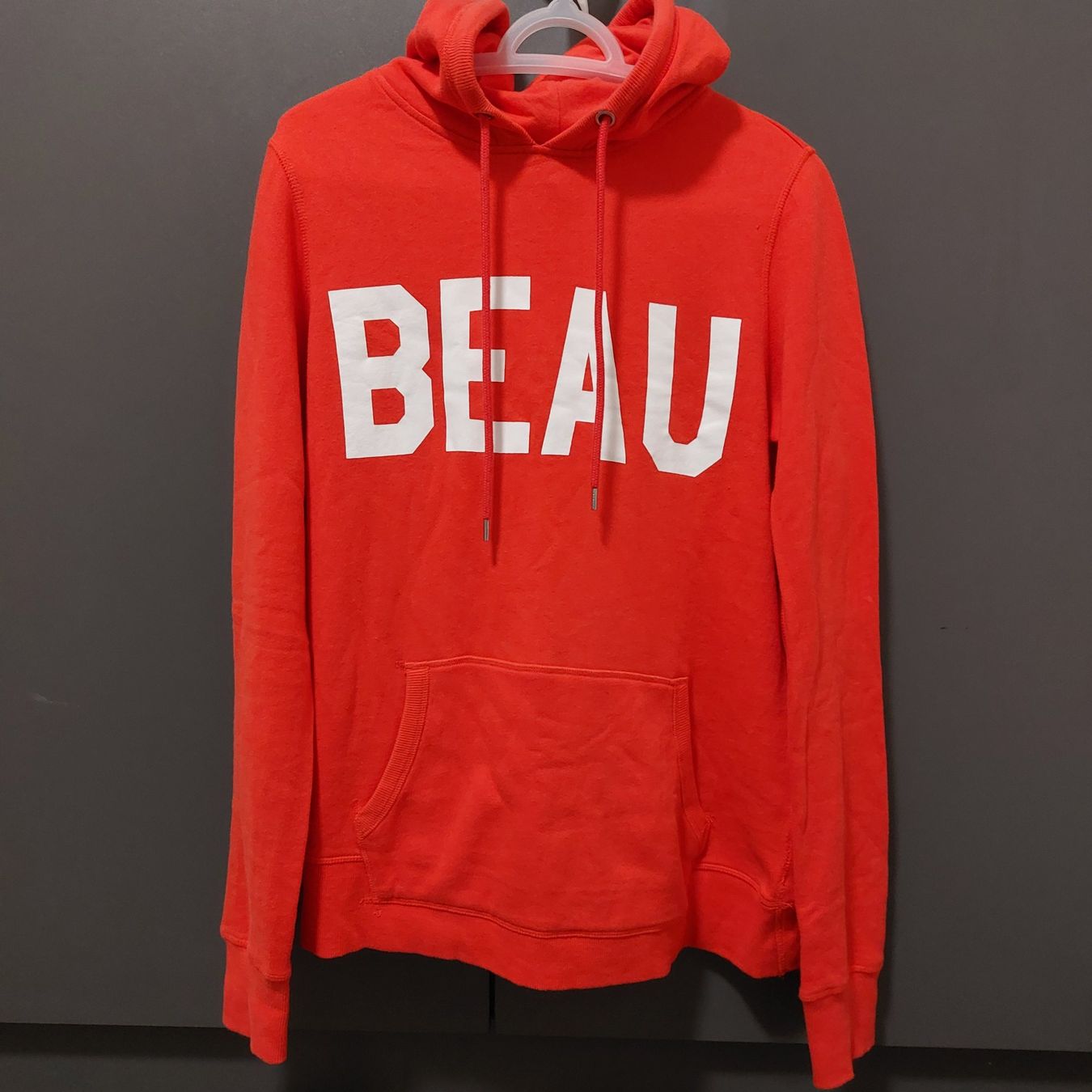 H&M Maglioni & Felpe: Sweat à capuche rouge H&M "BEAU" taille M – Nuovo (secondo la descrizione) da Oberburg venduto da Ines2019 2
