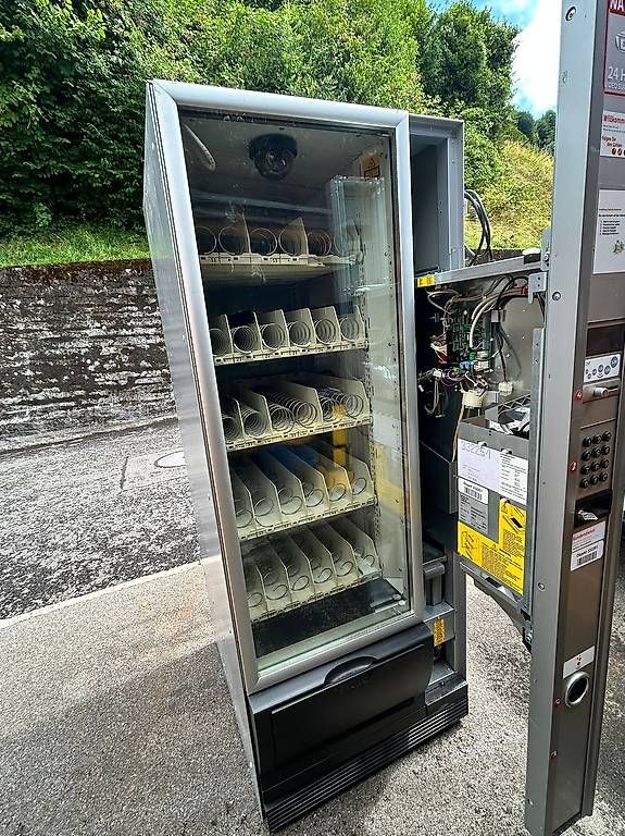 Selecta Altro per Gastronomia & Hotel: Selecta Snack Automat – Usato da Wolhusen venduto da JISommer15