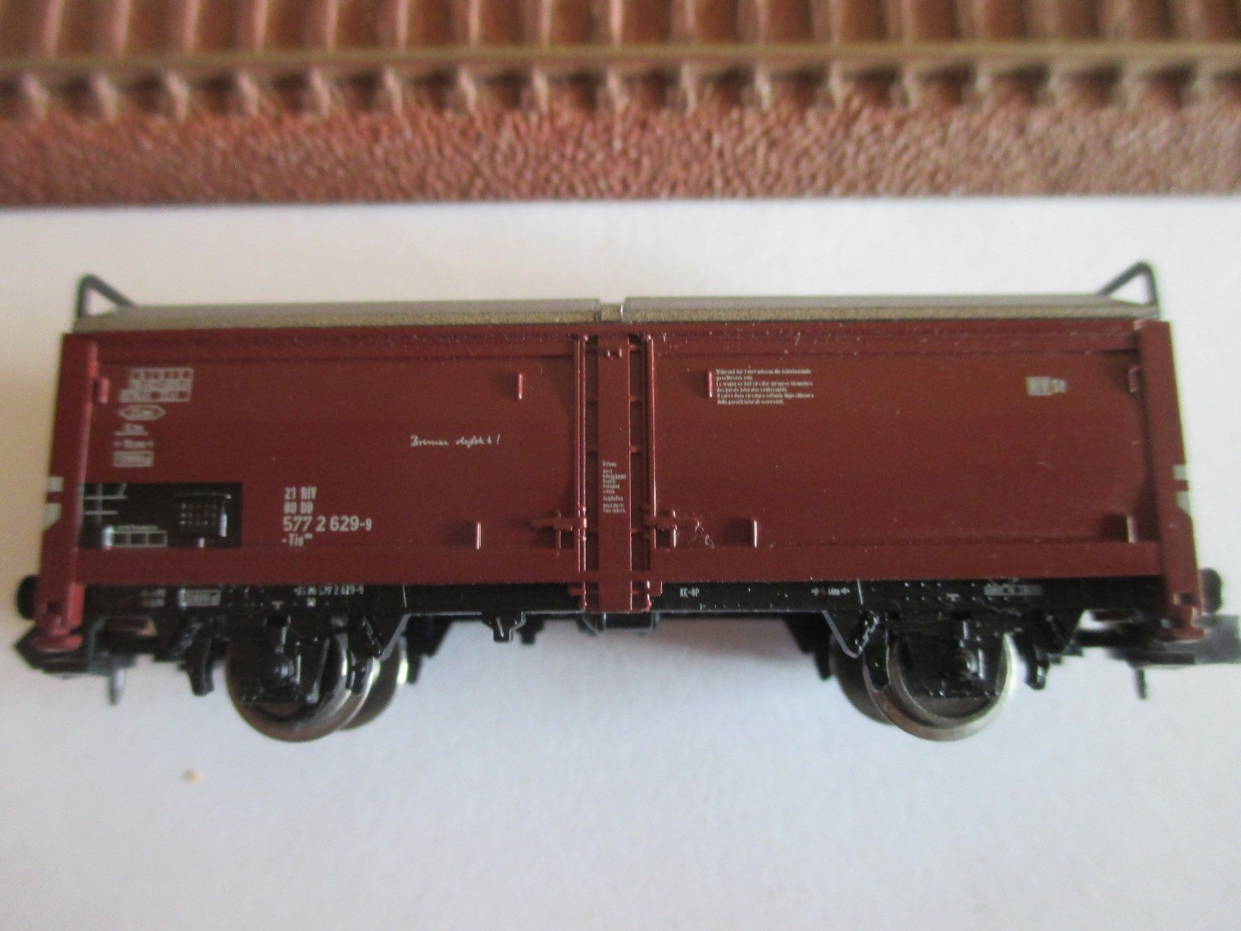 Trix Modelleisenbahnen: Minitrix Spur N DB Schwenkdach Güterwagen – Gebraucht aus Breitenbach von anti11 4
