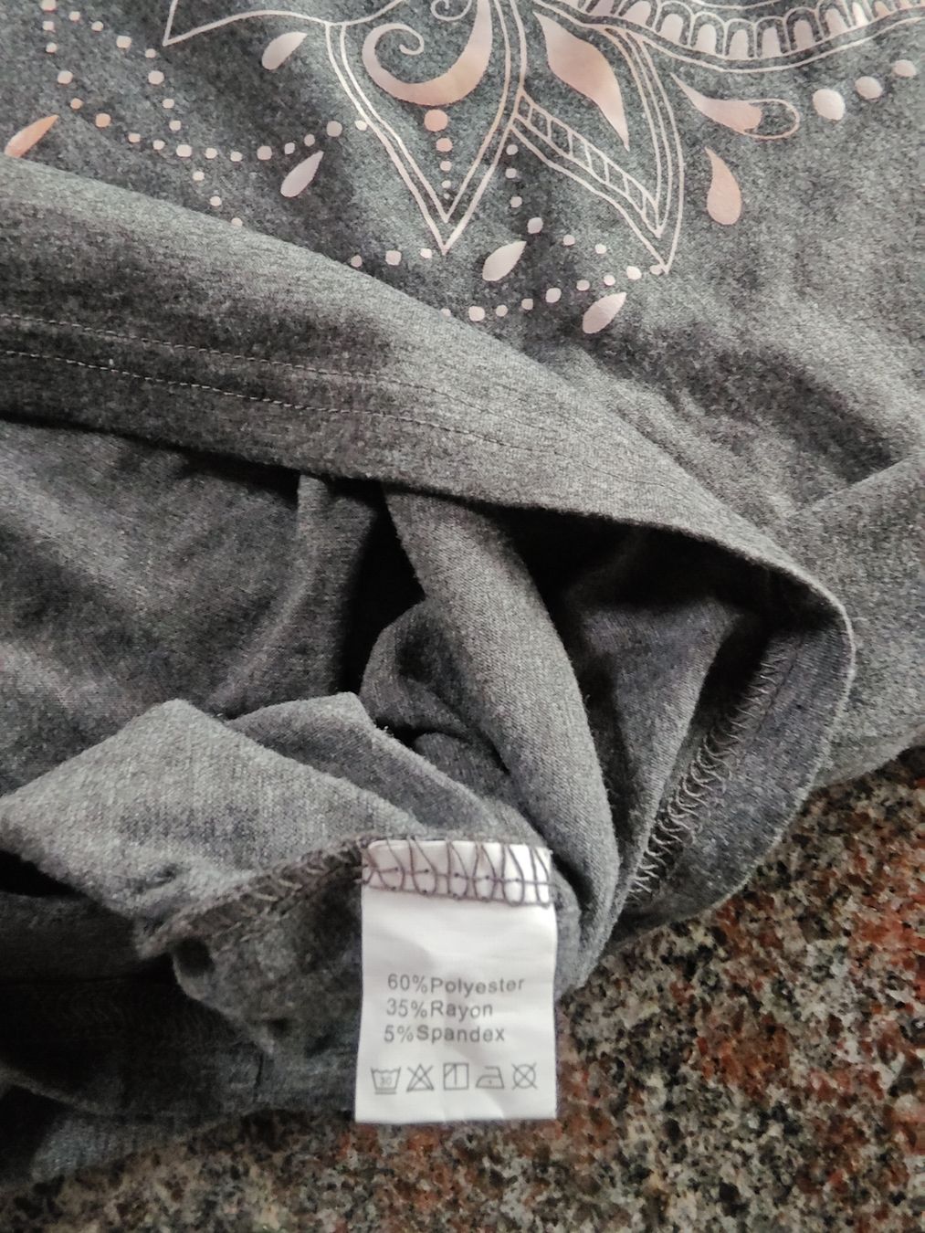 Maglioni & Felpe: Sweatshirt XL. neu – Nuovo (secondo la descrizione) da Bätterkinden venduto da Elefantenzoo 2