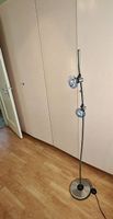 Stehlampe mit 2 Spots  modern / verstellbar