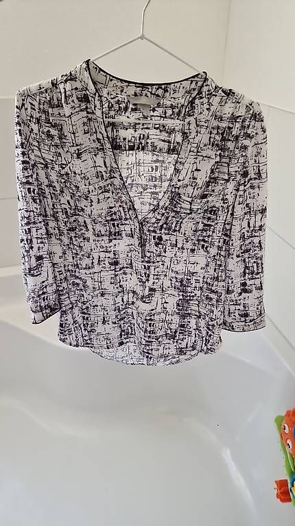 Chemisiers: Bluse knitterfrei – D'occasion à Haslen AI par jas_5dv9