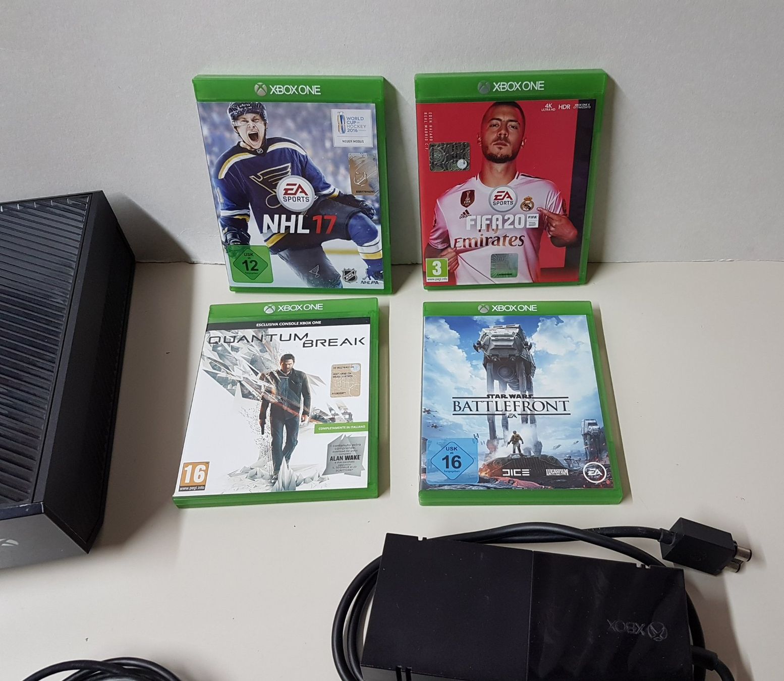 Microsoft Console: 😎  Xbox One Konsole mit Spiele – Usato da Schüpfheim venduto da Games_Spielkonsolen 2