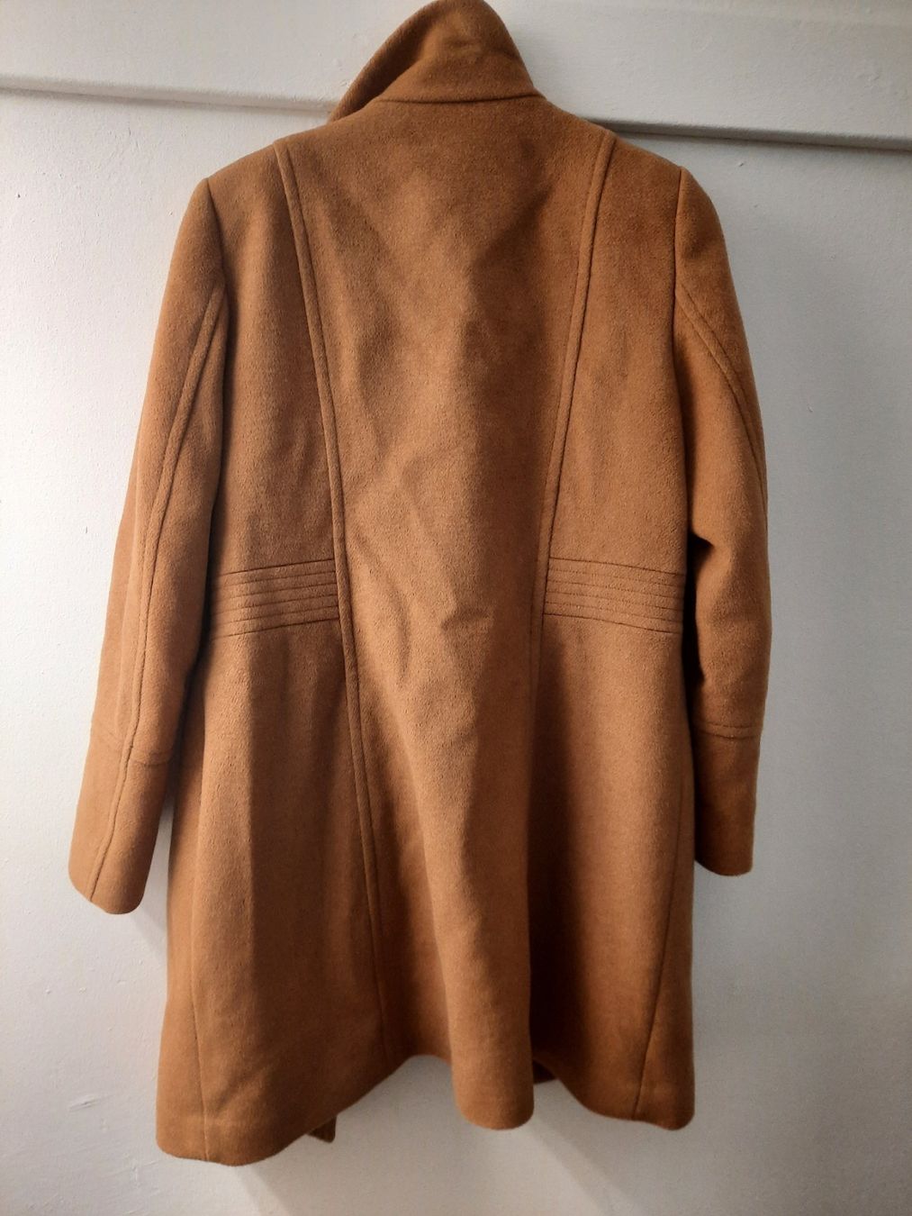 Esprit Cappotti: Mantel Esprit braun – Usato da Zürich venduto da ONVA-RE-USE 3