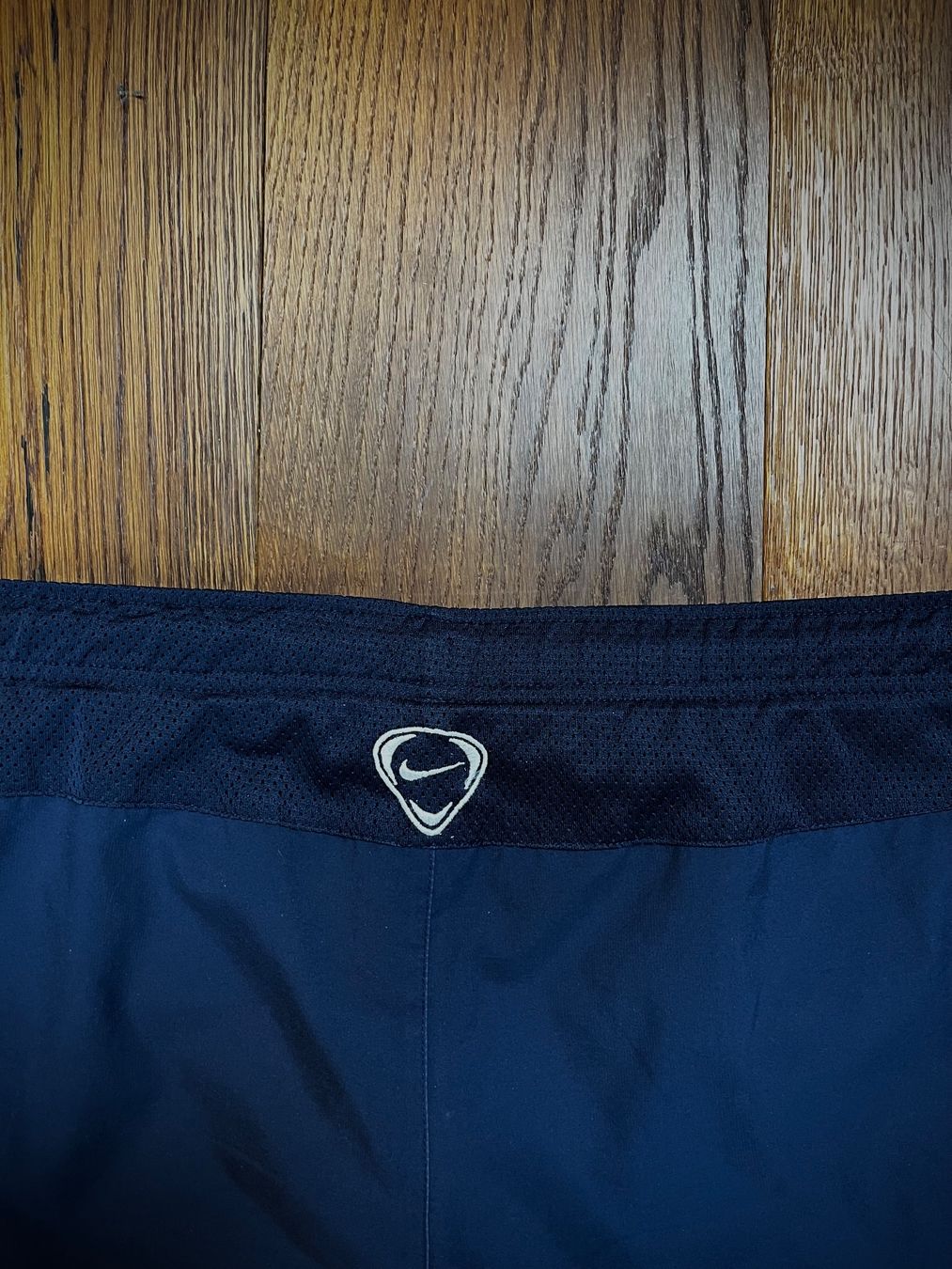 Nike Pantaloni: Nike Sporthosen in Blau – Usato da Lindau venduto da KT_Vintage 3