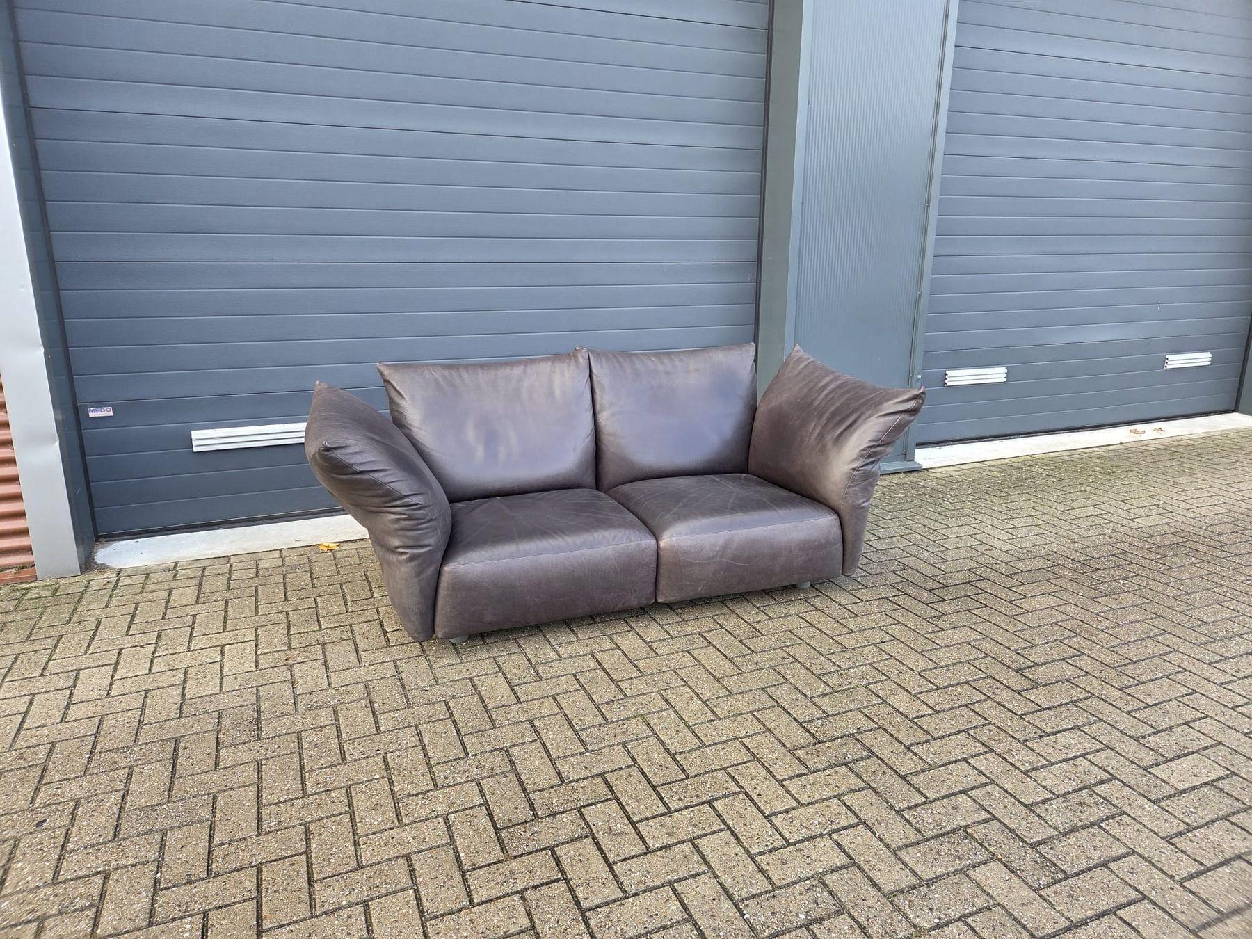Edra Divani: Edra - Standard sofa by Francesco Binfaré – Usato da Gelderland venduto da HermsenDesign 1