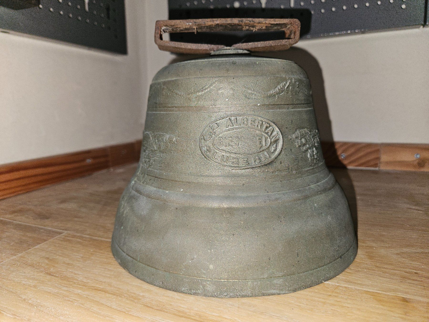 Cloches & sonnailles: Kuhglocke – D'occasion à Münchwilen AG par pel_y9jx