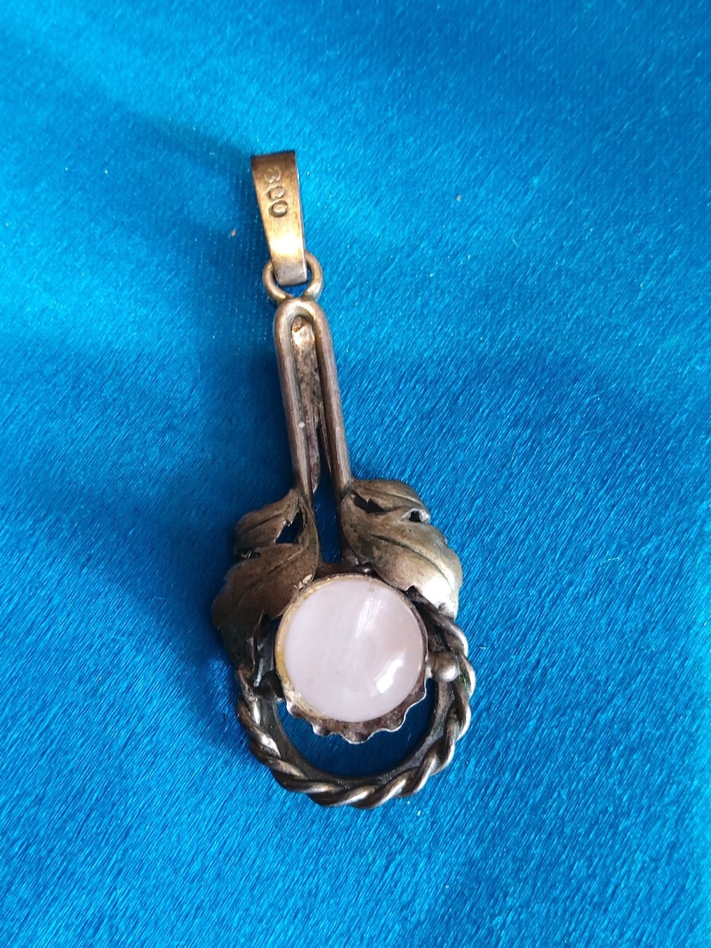 Pendentifs: Anhänger mit Rosenquarz – D'occasion à Bischofszell par Joachim-115