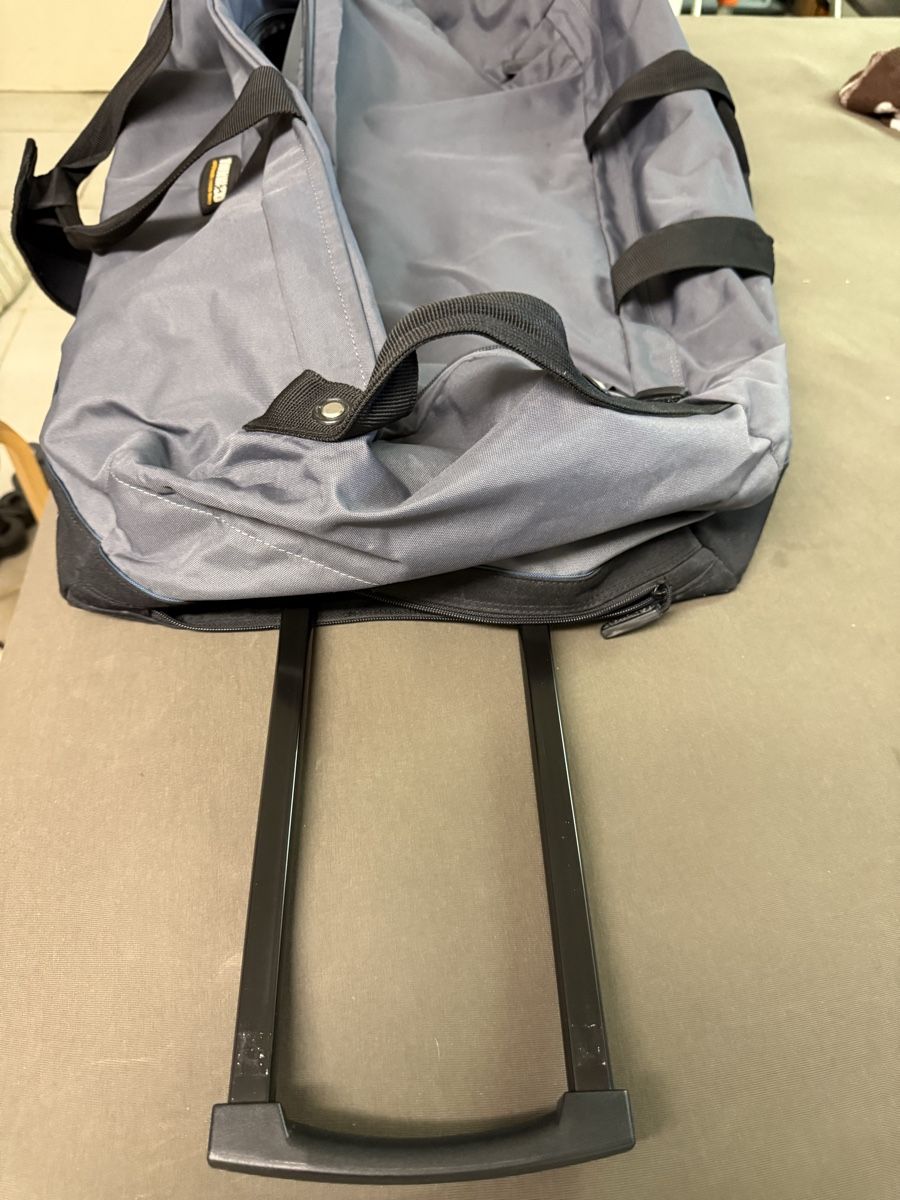 Valises de voyage: Sac à roulettes Trunk & Co by Samsonite – D'occasion à Chambrelien par urb_ngr5 1