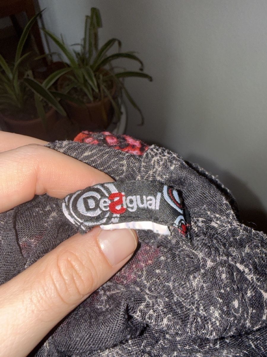 Desigual Foulards, Tücher & Schals: Desigual Schal  – Gebraucht aus Triesenberg von elfchen96 1