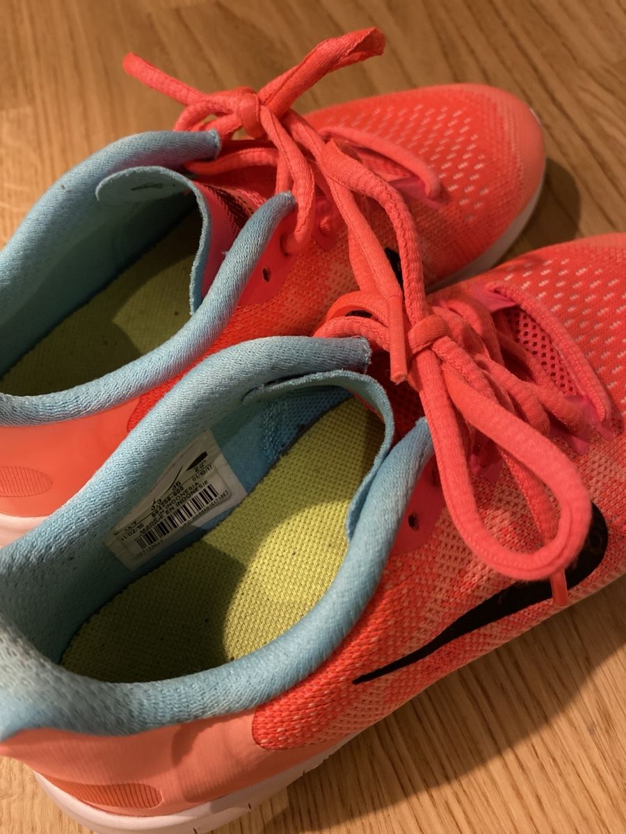 Nike Damenschuhe: NIKE FREE RUN  Schuhe in fresh orange – Gebraucht aus Zürich von sheijla 6