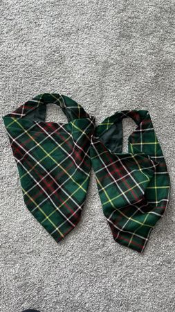 2 Scottish Hund Bandana 70 cm