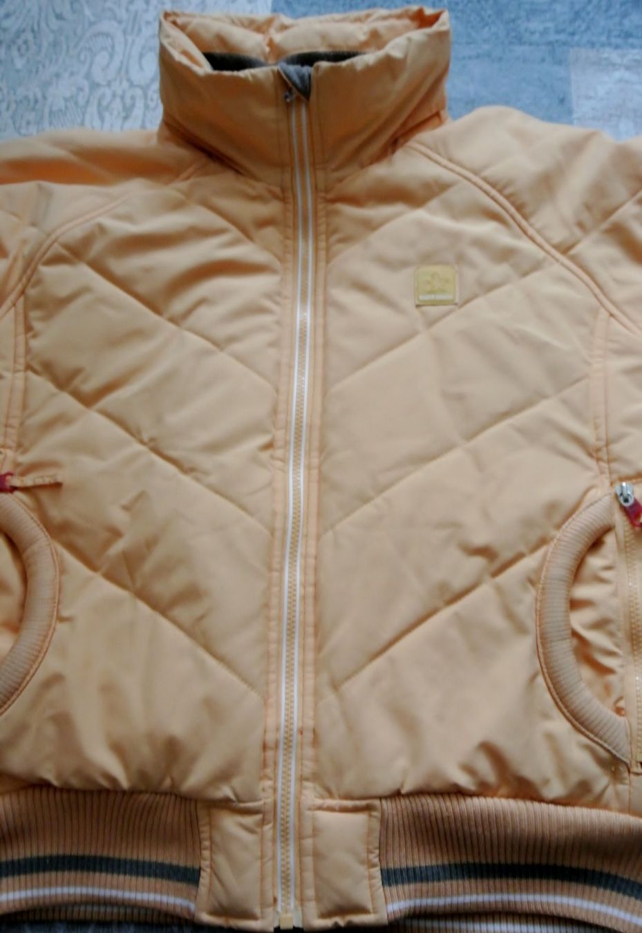 Esprit Giacche: Original 2000er Jahre Vintage ESPRIT Jacke Gr. M oder 40 – Usato da Zell ZH venduto da fossilchen