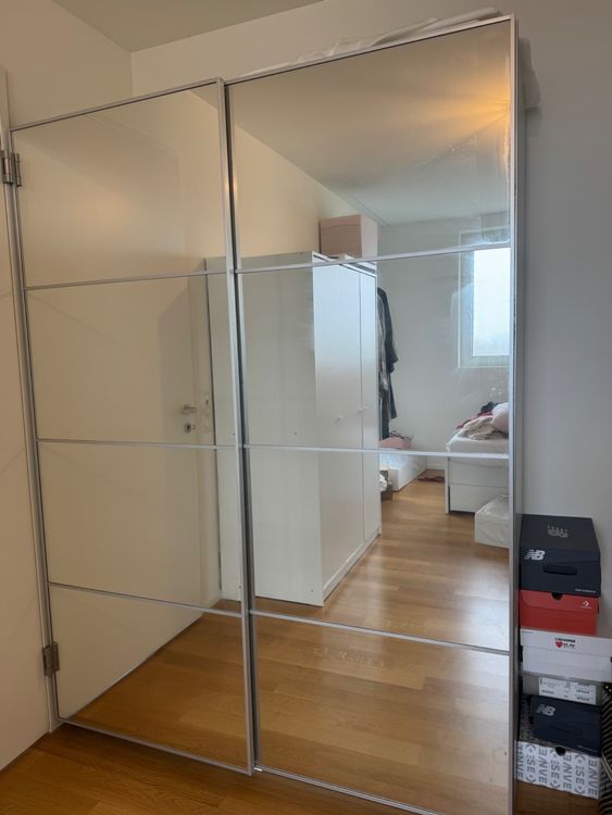 PAX Kleiderschrank mit schiebbarer Spiegeltür | Kaufen auf Ricardo