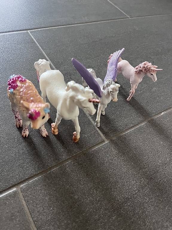 Giocattoli: Schleich Einhorn/Lama/Pegasus – Usato da Kaisten venduto da Piggen