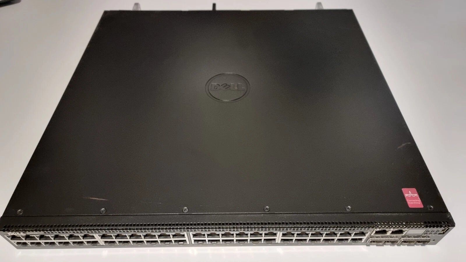 Dell Hub & Switch: Dell EMC PowerSwitch N3048 – Usato da Matran venduto da bcnet_ch
