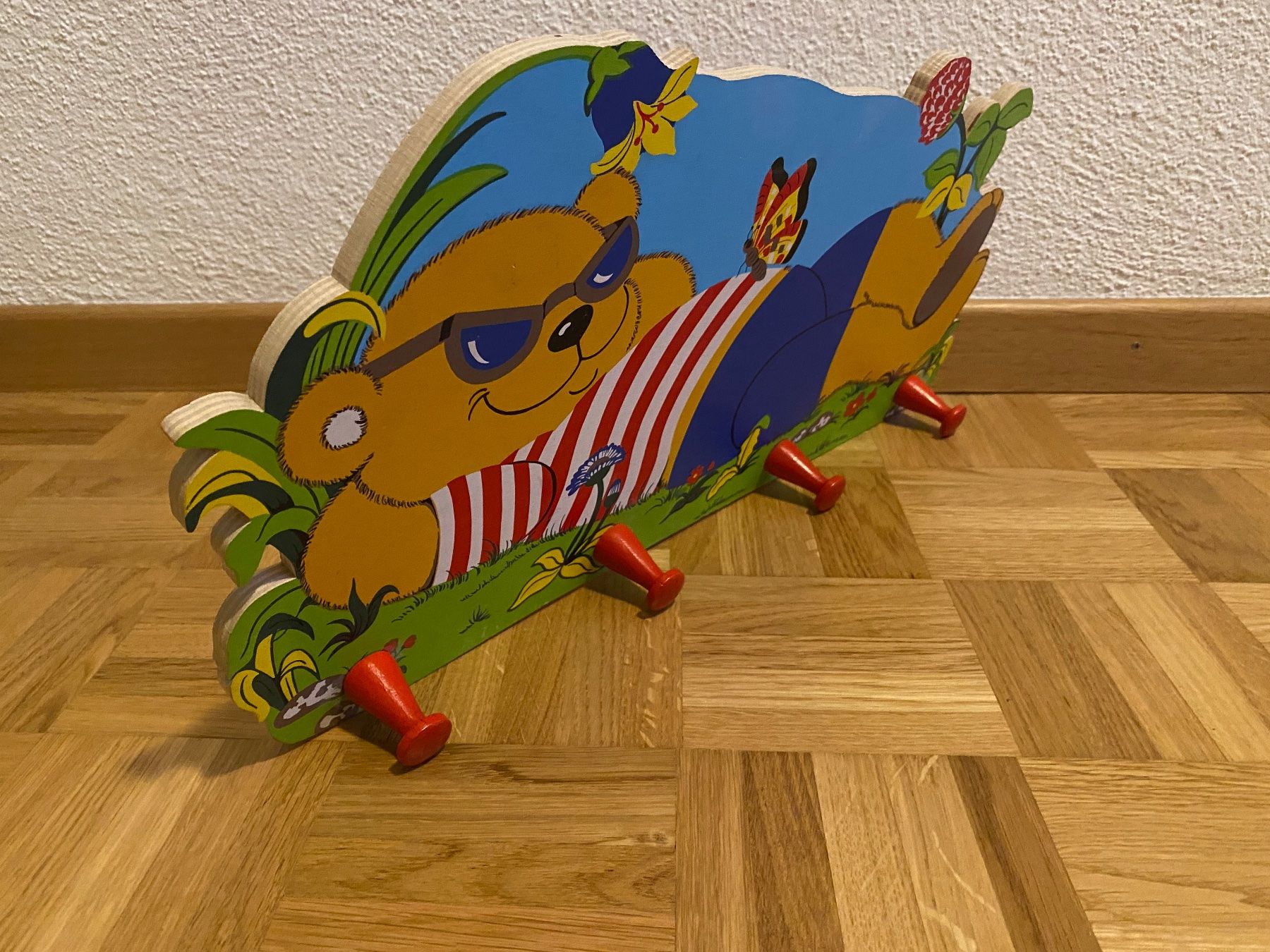 Eisenwaren: Der Kinderzimmer-Wandhaken – Gebraucht aus Zürich von MaSte 2