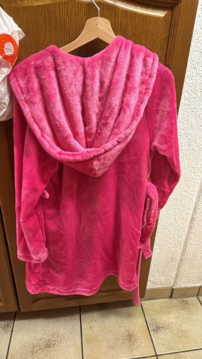 Accappatoi: Damen Bademantel pink grösse 38, gebraucht – Usato da gretzenbach venduto da mic_cvj6 1