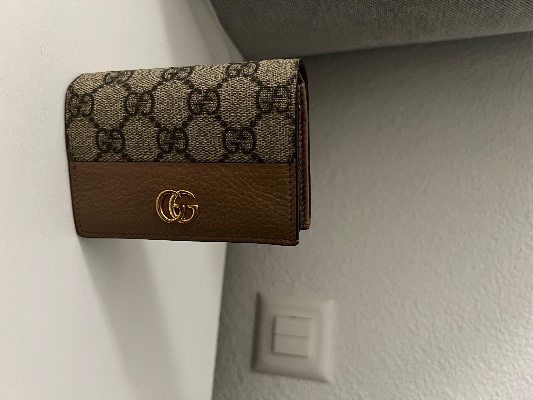Gucci Portamonete: Gucci wallet – Usato da Olten venduto da Solongoo