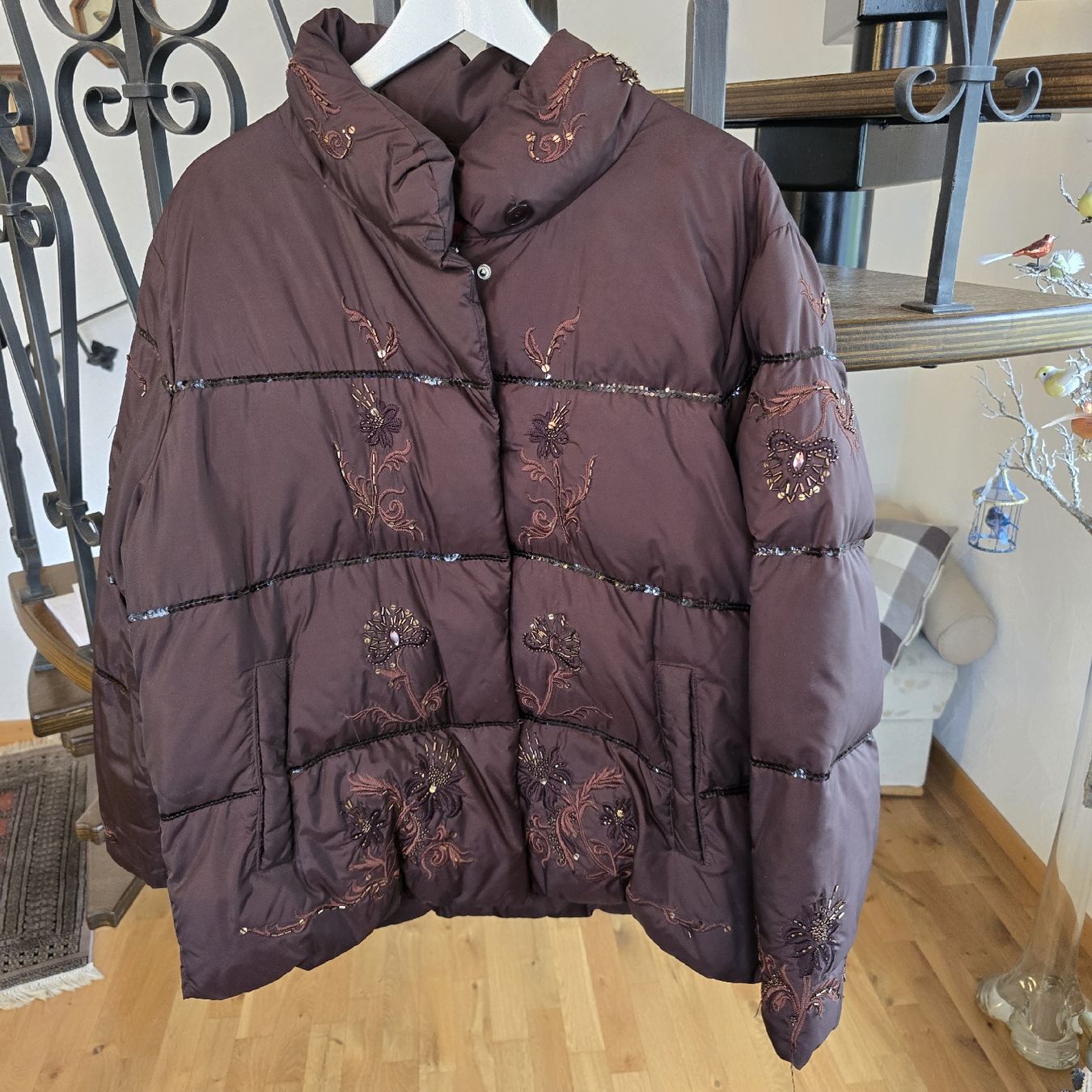 Betty Barclay Vestes: Winterjacke Daunen Grösse 42 – D'occasion à Erlenbach ZH par die_kb6f