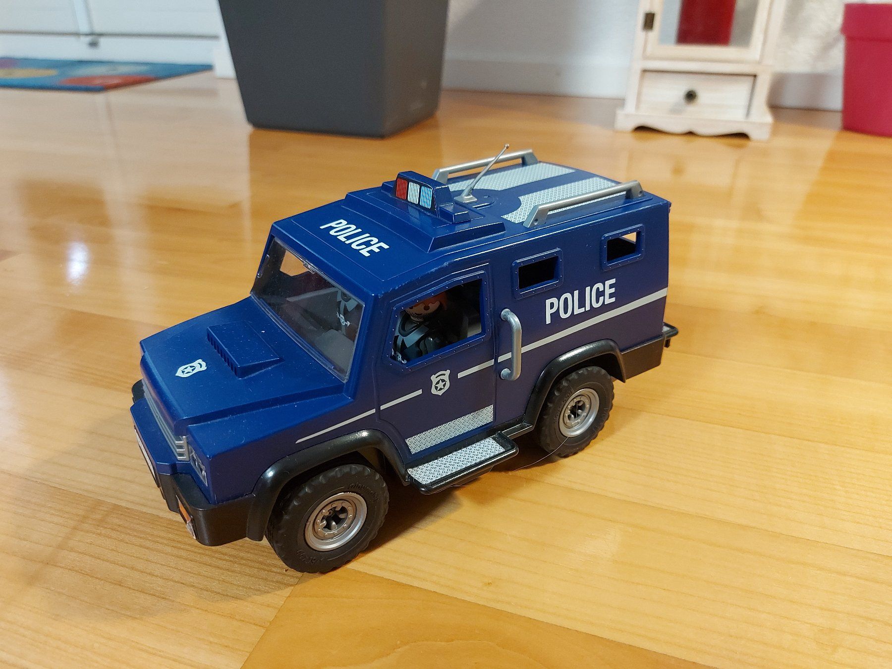 Playmobil Giocattoli: Polizeiauto Playmobil – Usato da Brüttisellen venduto da kikaninchen79