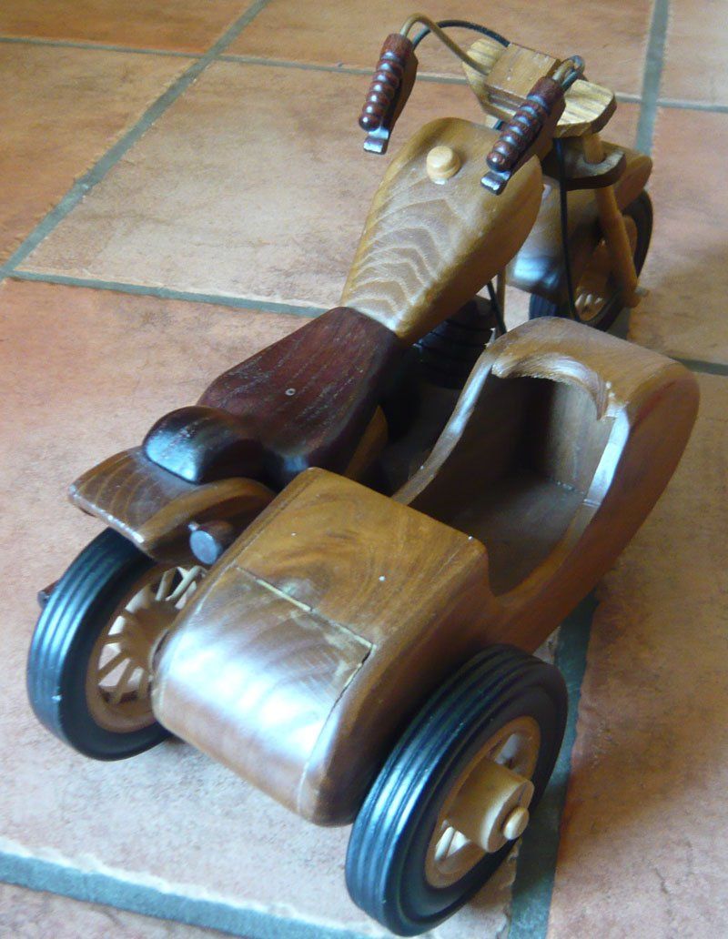 Tutte le decorazioni: Motorrad aus Holz / Dekoration – Usato da Ruggell venduto da Btt 2